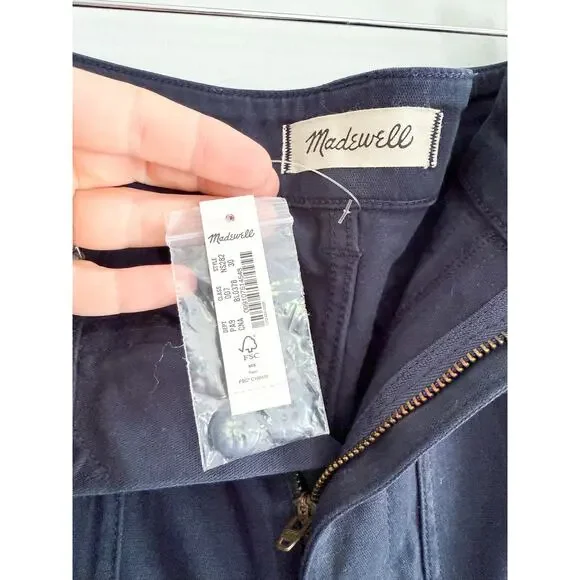 Madewell | NWT | Darted Barrel-Leg Pants in Classic Navy | Sz 30 - Picture 5 of 10